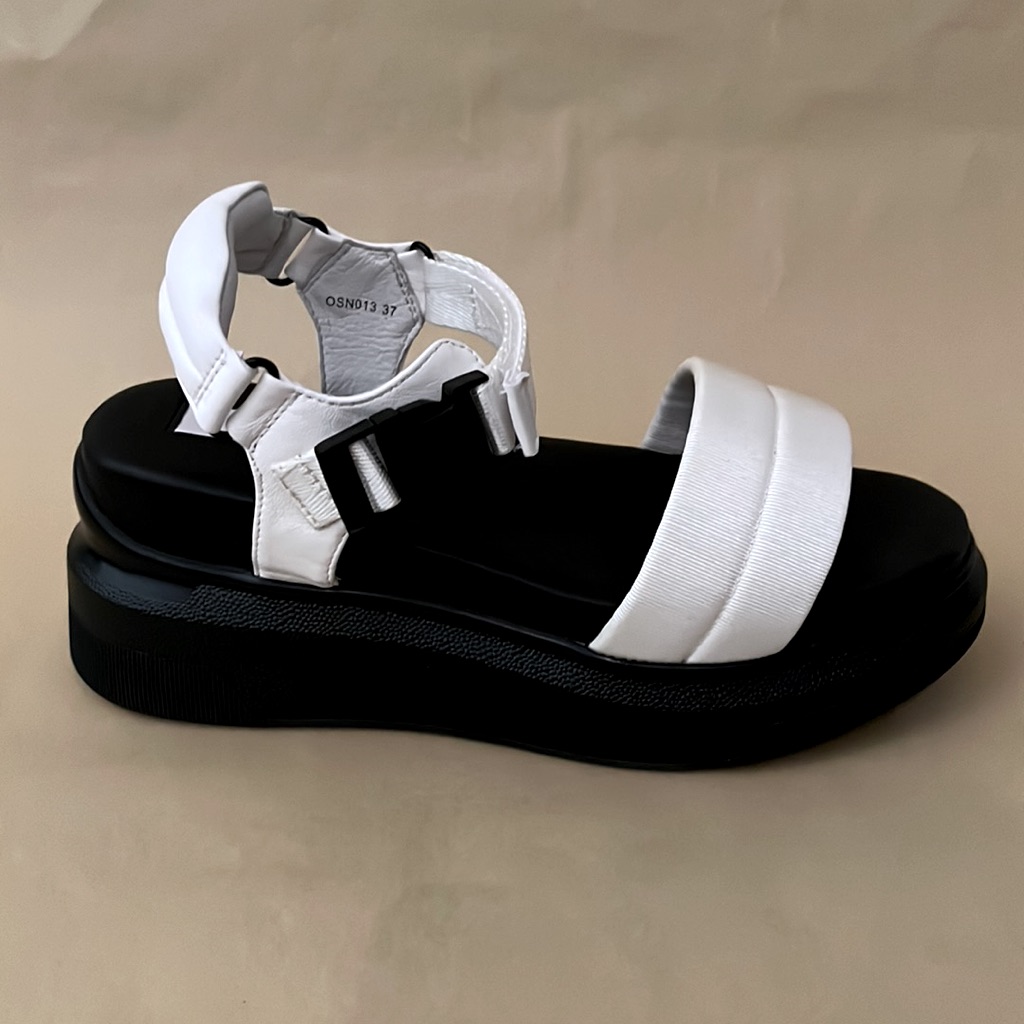 Brand New. Suzanne Rae. White And Black Buckle Velcro Sandal. Size 37.